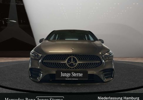 Mercedes-Benz B 200, 2022 3