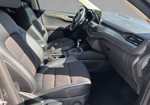 Ford Kuga, 2021