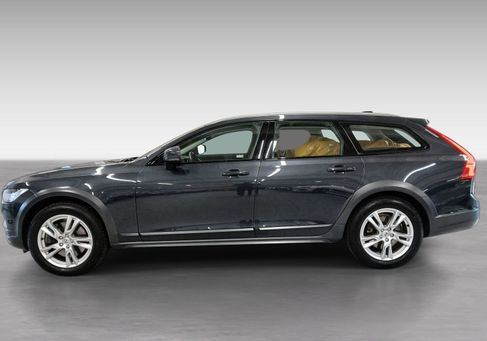 Volvo V90 Cross Country, 2019