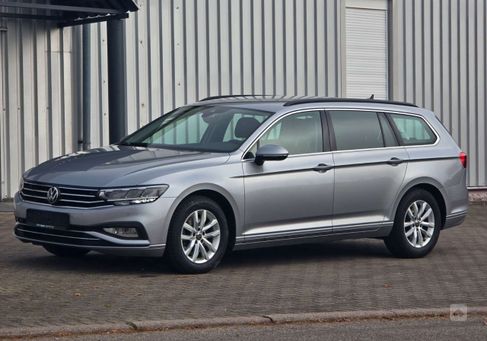 Volkswagen Passat, 2021