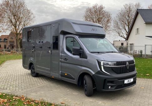 Renault Master, 2025