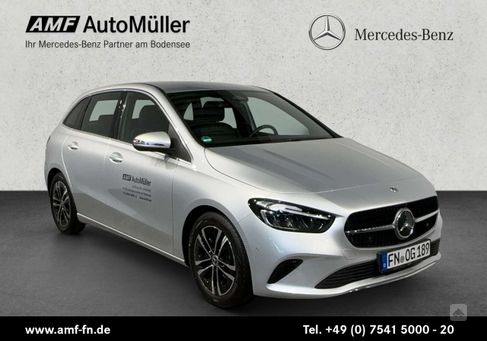 Mercedes-Benz B 180, 2023