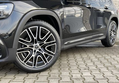 Mercedes-Benz GLB 200, 2026