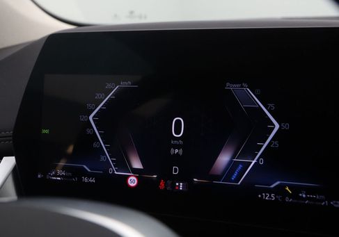 BMW 225 Active Tourer, 2022