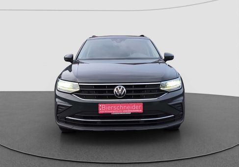Volkswagen Tiguan, 2022 3