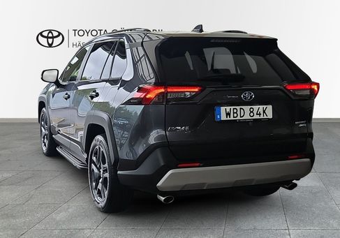 Toyota RAV 4, 2023 2