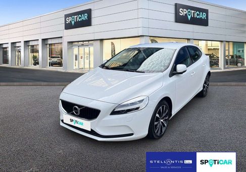 Volvo V40, 2019