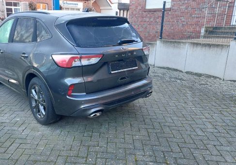Ford Kuga, 2021