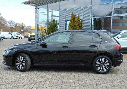 Volkswagen Golf, 2024 2