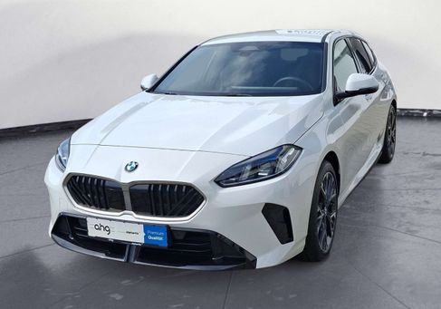 BMW 120, 2025