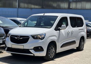 Opel Combo, 2021