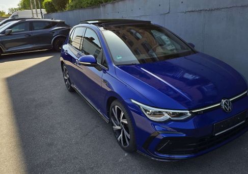 Volkswagen Golf, 2023