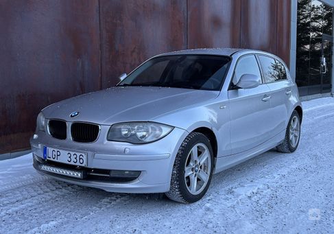 BMW 116, 2011