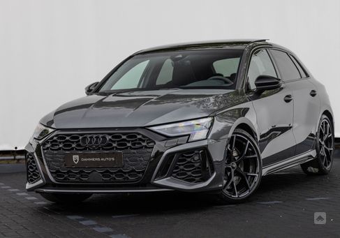 Audi RS3, 2022