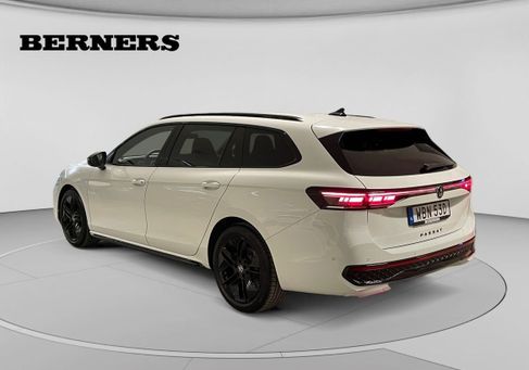Volkswagen Passat Variant, 2025