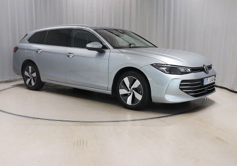 Volkswagen Passat Variant, 2025 3