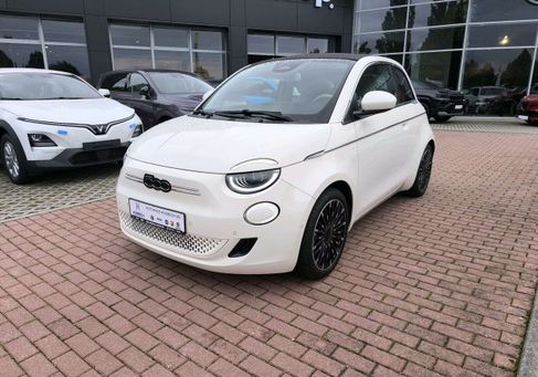 Fiat 500, 2022