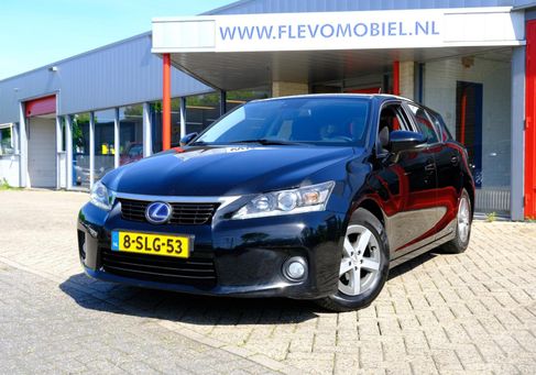 Lexus CT 200h, 2013