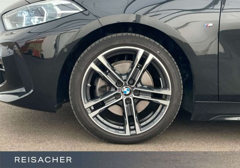 BMW 118, 2022