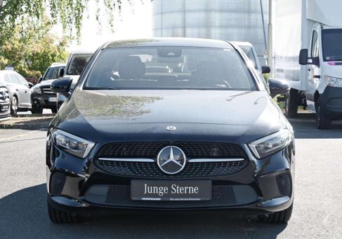 Mercedes-Benz A 250, 2022