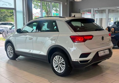 Volkswagen T-Roc, 2021