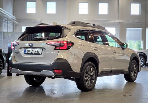 Subaru OUTBACK, 2025 3