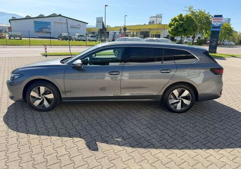 Volkswagen Passat Variant, 2025 3