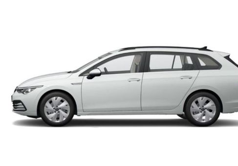 Volkswagen Golf, 2023 2