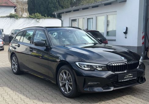BMW 330, 2020