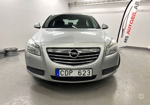 Opel Insignia, 2009