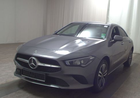 Mercedes-Benz CLA 250, 2022