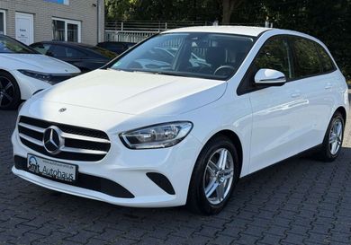 Mercedes-Benz B 180, 2020