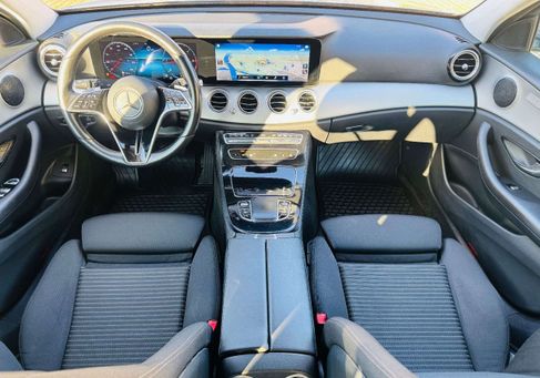 Mercedes-Benz E 220, 2020