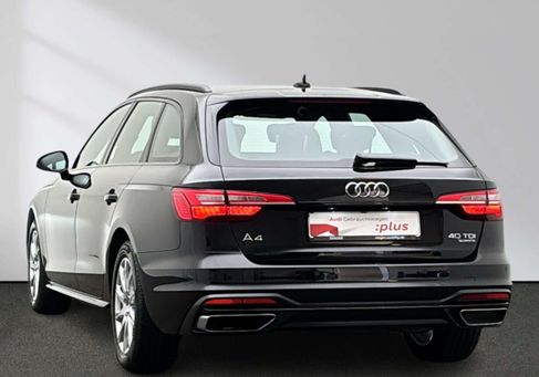 Audi A4, 2022