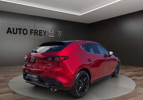 Mazda 3, 2022