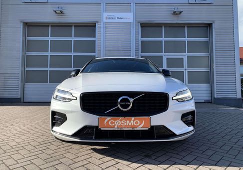 Volvo V60, 2021
