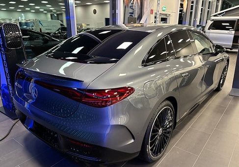 Mercedes-Benz EQE, 2025