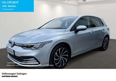 Volkswagen Golf, 2022