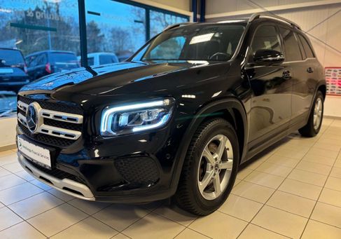 Mercedes-Benz GLB 200, 2022