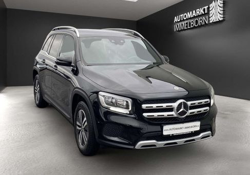 Mercedes-Benz GLB 200, 2021