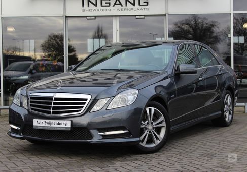 Mercedes-Benz E 200, 2012