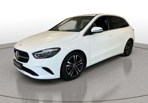 Mercedes-Benz B 180, 2025