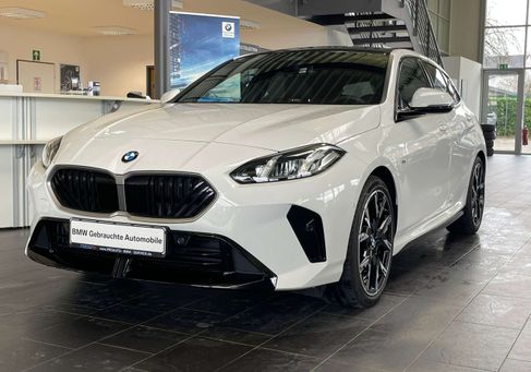 BMW 120, 2025