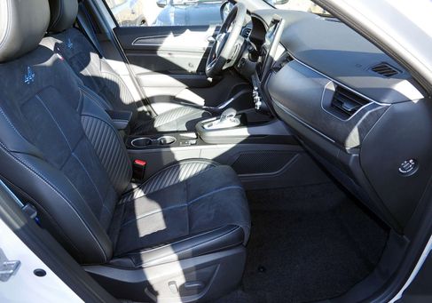 Renault Arkana, 2025