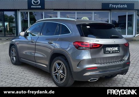 Mercedes-Benz GLA 200, 2020