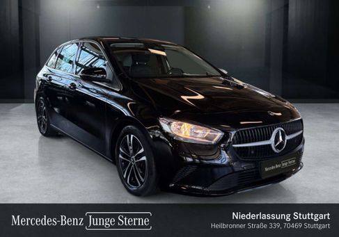 Mercedes-Benz B 200, 2023 2