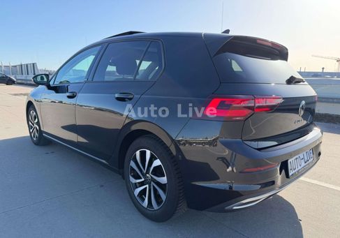 Volkswagen Golf, 2022 3