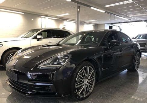 Porsche Panamera, 2018