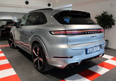 Porsche Cayenne, 2026