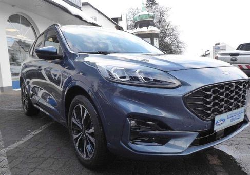 Ford Kuga, 2022